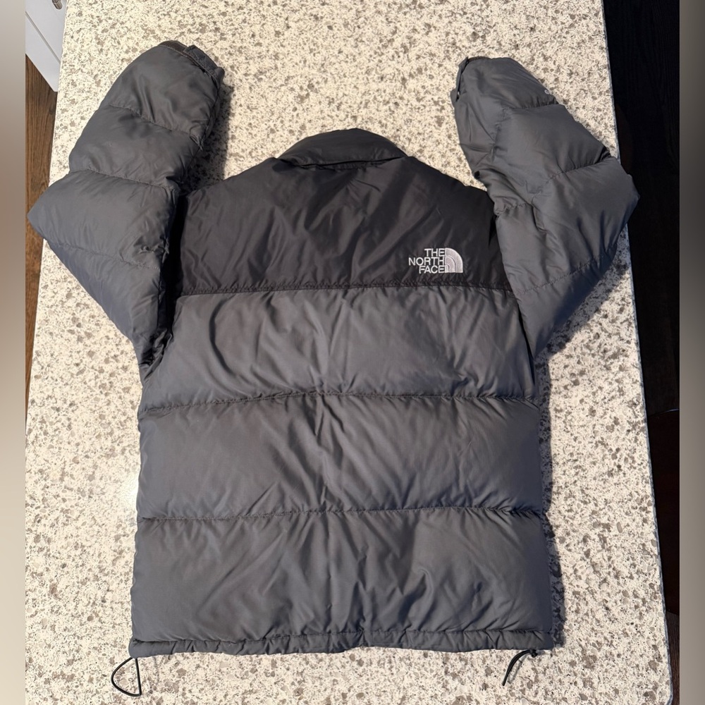 The North Face Gray Puffer Jacket - Picture 6 of 10